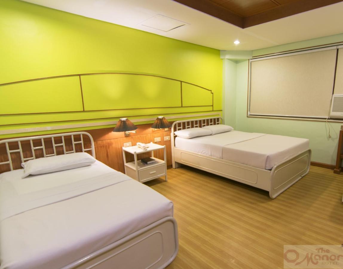 The Manor Hotel Davao Екстер'єр фото